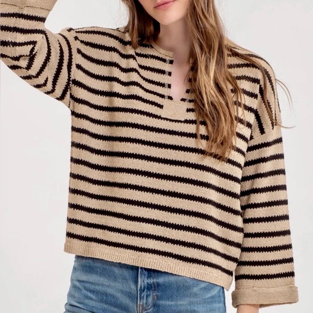 Blu Pepper Beige and Black Striped Sweater NWOT